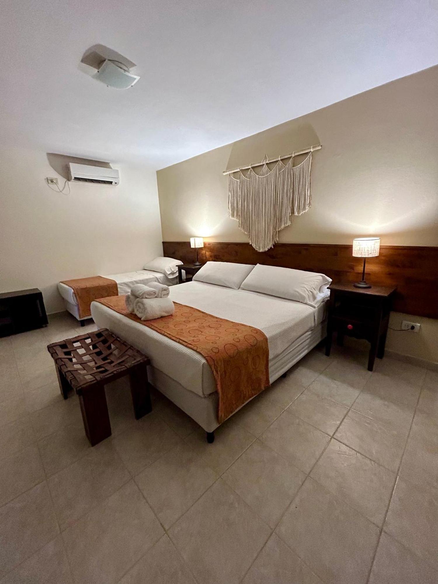 Hotel Plaza Cafayate Exteriör bild