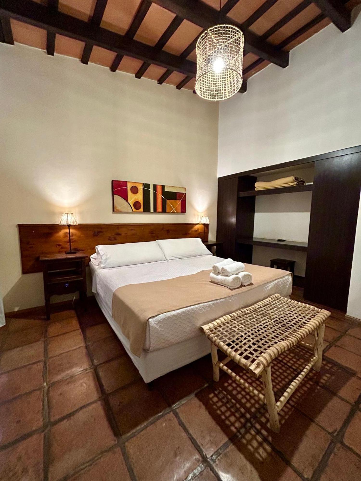 Hotel Plaza Cafayate Exteriör bild